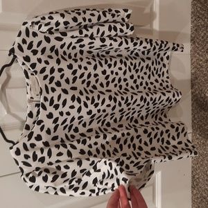 Animal print medium top